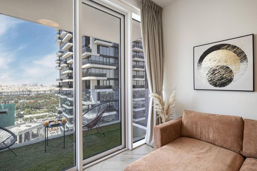 Appartamento Chic 2 Bed Near Trade Centre With 5 Star Amenities Dubai Esterno foto