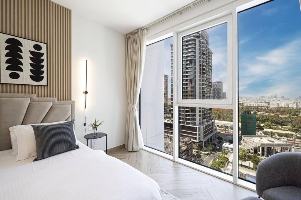 Appartamento Chic 2 Bed Near Trade Centre With 5 Star Amenities Dubai Esterno foto